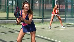 Padel «rumoroso», notti insonni nel vicinato