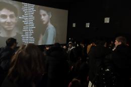 Studenti al cinema per un giovane Dante innamorato