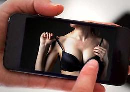 Adesca una 11enne su Instagram, 23enne milanese a processo