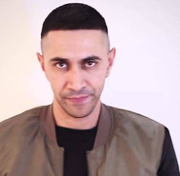 Il rapper Amir Issa a teatro 