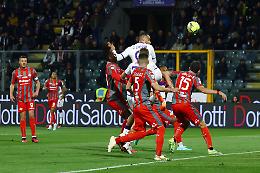 Calcio: Cremonese, contro la Fiorentina il gioco si fa duro (0-2)