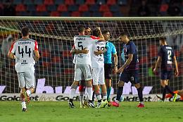 Calcio: la Cremonese espugna Cosenza con Collocolo e Coda (2-1)