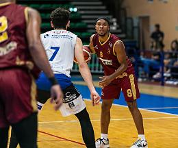 Basket serie A2: è una Juvi Ferraroni bella e vincente a Latina