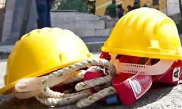 Operaio 55enne muore schiacciato da un macchinario in fabbrica