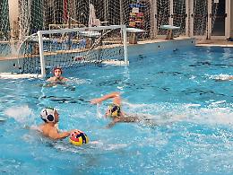 Pallanuoto: rilancio con sette squadre