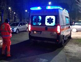 Ventenne accoltellato in piazza Castello: tentato omicidio, arrestato il 53enne
