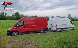Due furgoni rubati ritrovati dai carabinieri