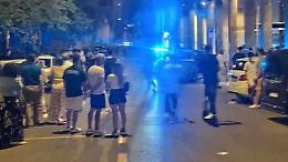 Bagarre in piazza Roma, rissa e bottigliate ai Giardini