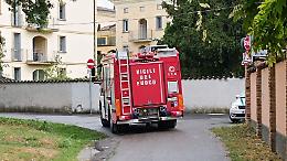 Maltempo nella notte: rami spezzati e alberi caduti, vigili del fuoco al lavoro 