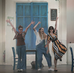 Musical "Mamma Mia! …ci risiamo ancora" - Progetto 'Con Altri Occhi'