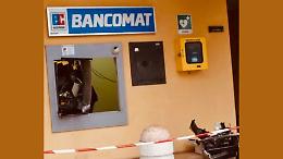 Ripristinato il bancomat fatto saltare in piazza Garibaldi