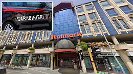 Rapina all'Italmark di via Dante, via 450 euro dalla cassa