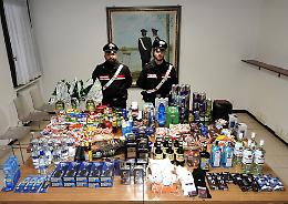 Due giovani arrestati per il furto in un supermercato
