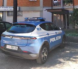 Non risponde, 58enne trovato morto in casa