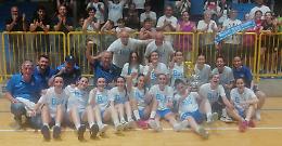 Basket Team da record: centra la vittoria numero 31 e vola in Serie B