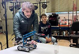 Al Marazzi l’elettronica spiegata dal robot