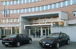 Pazienti palpeggiate, tre anni al medico