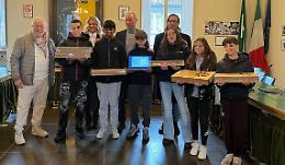I ragazzi del Consiglio comunale conquistano sette nuovi computer