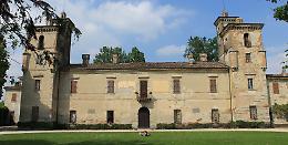 Va all’asta una parte del Castello Villa Mina della Scala