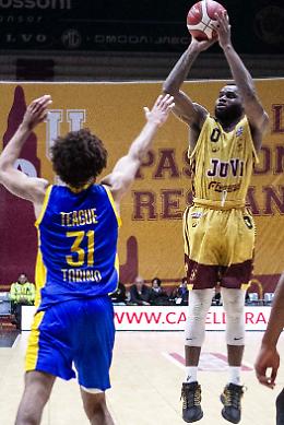 La Juvi spreca il tiro vittoria e cade