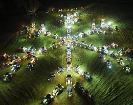 Gli auguri di cento trattori e un Fiocco di neve...