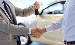 Documenti falsificati: si intesta 82 auto e le &lsquo;vende&rsquo; online