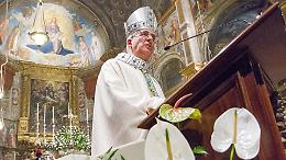 Dieci anni insieme al vescovo Napolioni: la Chiesa cremonese celebra il suo pastore