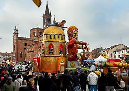 Seconda sfilata del Carnevale da record