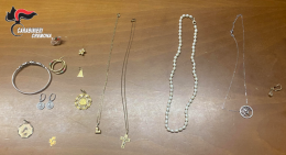 Finto carabiniere arrestato a Crema, restituito il resto della refurtiva alla vittima dell'altro colpo