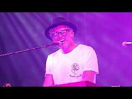 VIDEO Cremona, Niccolò Fabi in concerto a Porta Mosa