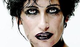 Venerd&igrave;, a Brescia, la cantautrice Elisa Rovida presenta l'album ''Skin''