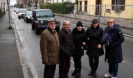 "Troppe auto dal sottopasso"
I residenti scendono in strada