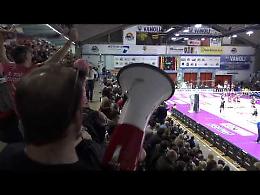 Il video di Pom&igrave; Casalmaggiore - Liu Jo Modena 3-1: lo spettacolo sugli spalti del PalaRadi