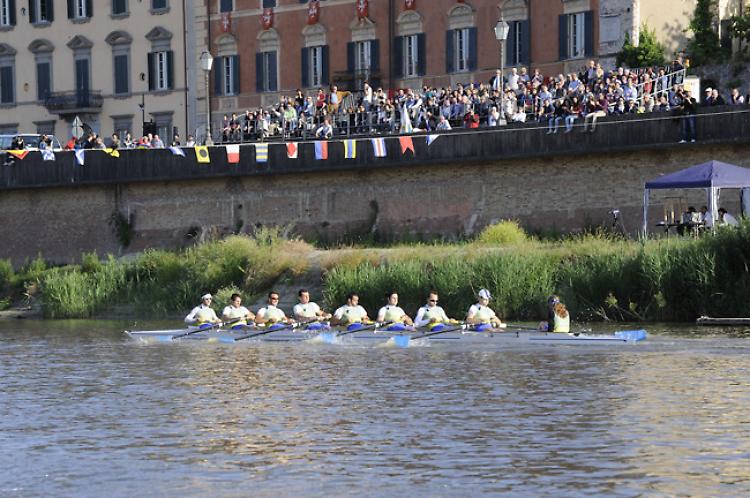 Pavia. Sabato 1 giugno 51a regata universitaria Pavia - Pisa