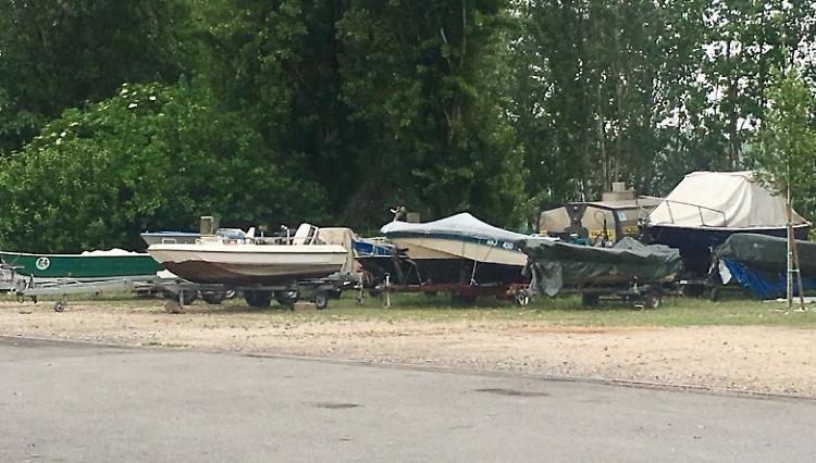 Ladri di motori all'attacco: colpo alla Tarozzi Boats