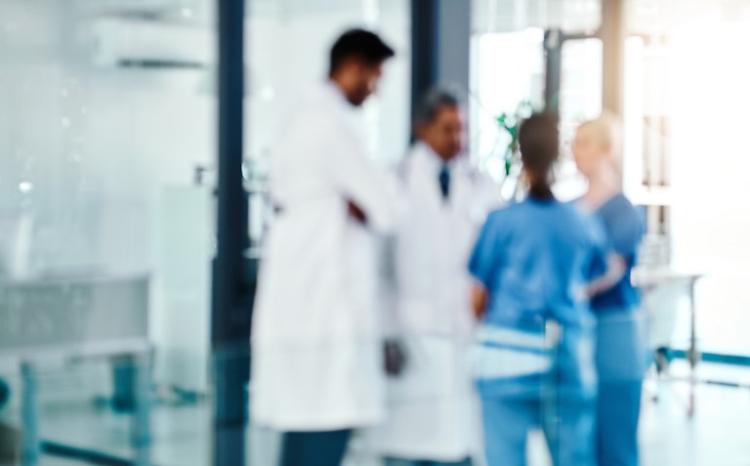 Diminuiscono gli aborti in Italia, aumento degli obiettori 