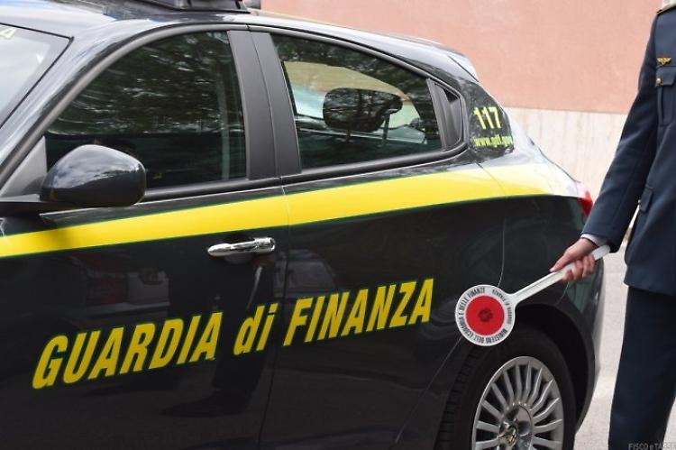 Decapitato clan Senese, 28 misure. Affari in mezza Italia