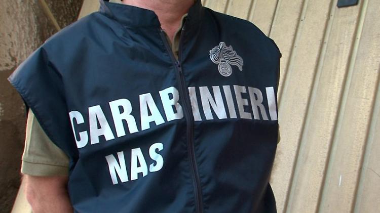 Lavoro: personale in nero, 32mila euro di multa a farmacia di Pavia