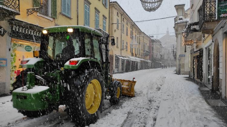 La gallery di Crema innevata