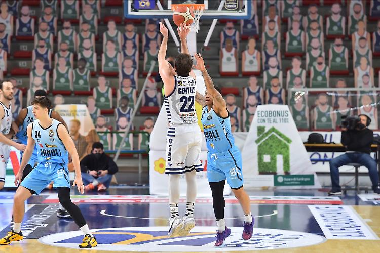 Dinamo Sassari - Vanoli Cremona (diretta ore 20)