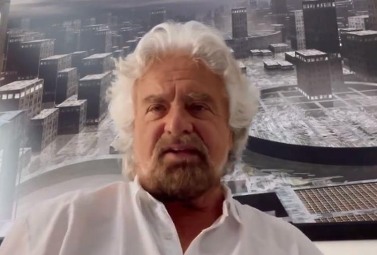M5S, Grillo "Non sono padre padrone, Conte non è persona adatta"