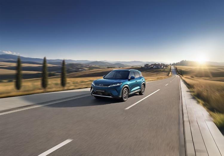 BYD lancia la nuova campagna di comunicazione dedicata a ATTO 2 DM-i