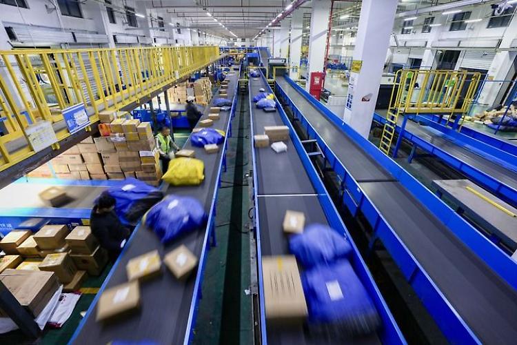 Cina, il settore della logistica continua la sua espansione