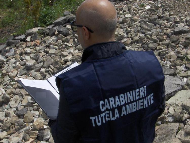 Traffico di rifiuti: sequestrate aziende nel Bresciano