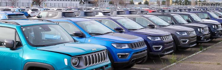 Auto, camion, bus, moto: ne abbiamo uno a testa