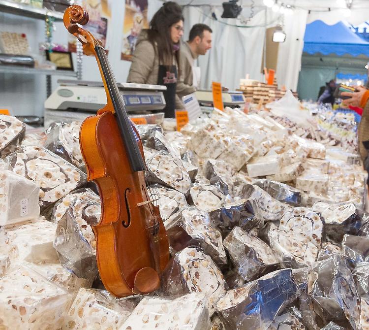 Il Torrone di Cremona tra le eccellenze per attrarre la Gran Bretagna
