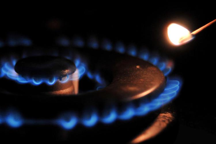 Gas +50%, luce +17%: bollette, possibili rincari choc a gennaio 