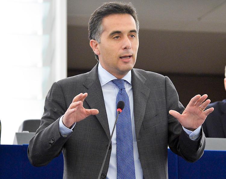 Ue, Salini: «Accelerare l'integrazione tra Spazio e Difesa»