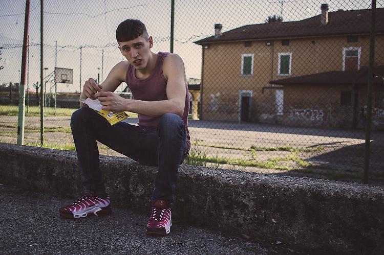 Il rapper Massimo Pericolo al Tanta Robba in the Park