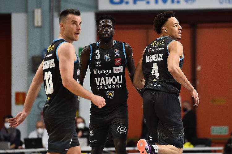 Basket, la Vanoli saluta la A con una grande prova: Trento ko (112-105)